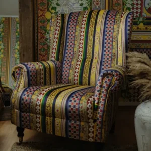 Sillón vintage tapizado en suave terciopelo, 82x93xh.101 cm
